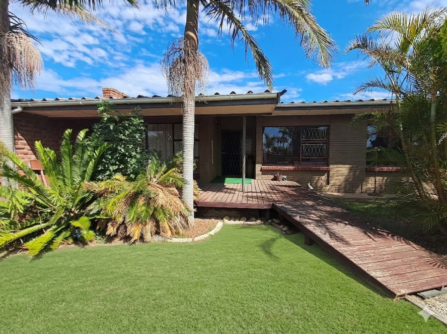 4 Bedroom Property for Sale in Manor Heights Eastern Cape